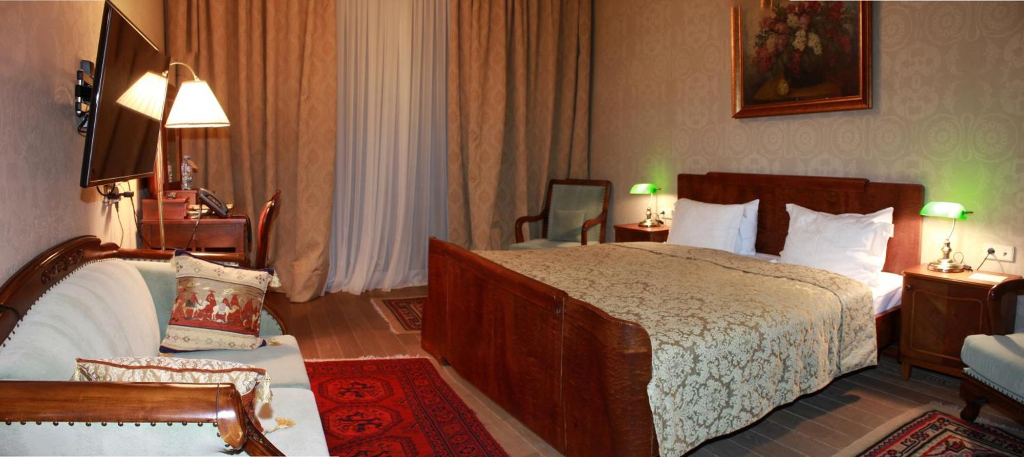 Vinotel Boutique Hotel Tbilisi Rum bild