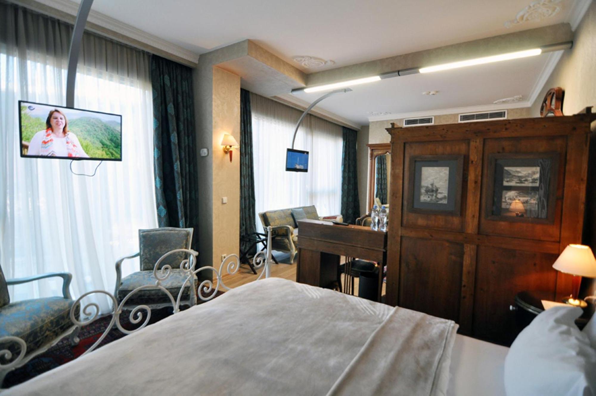 Vinotel Boutique Hotel Tbilisi Rum bild