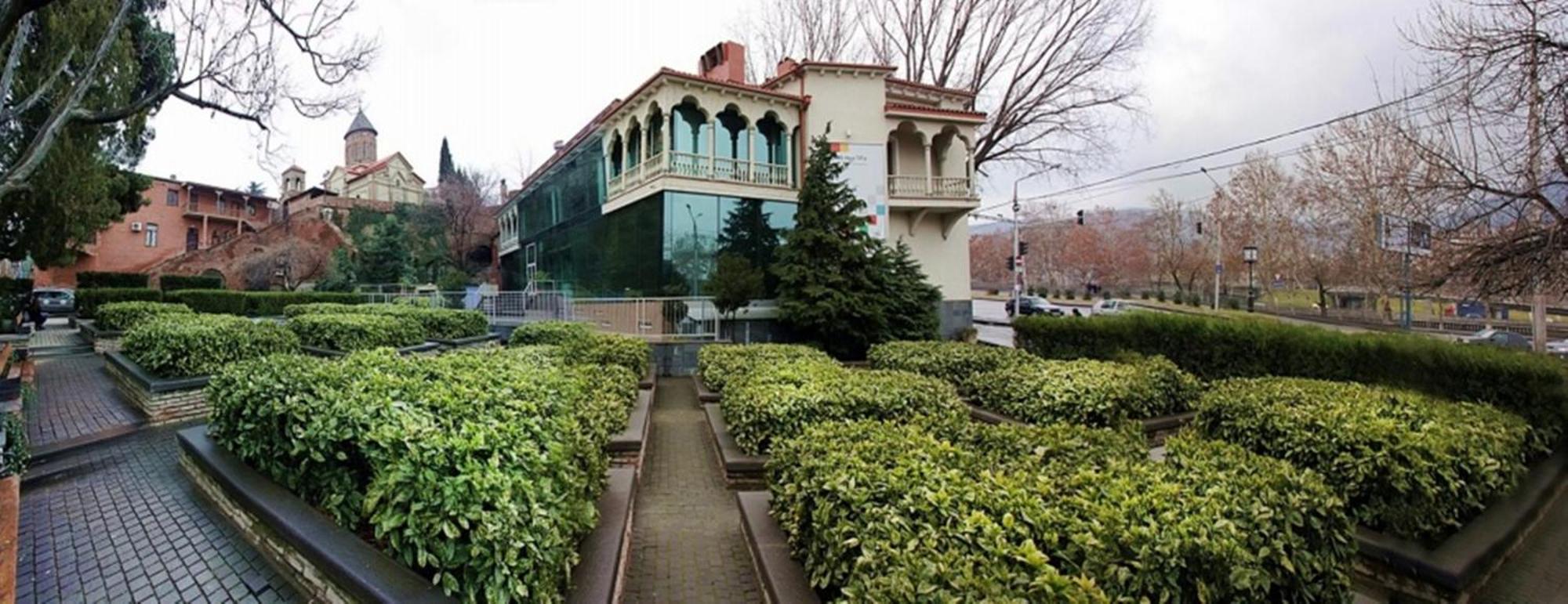 Vinotel Boutique Hotel Tbilisi Rum bild
