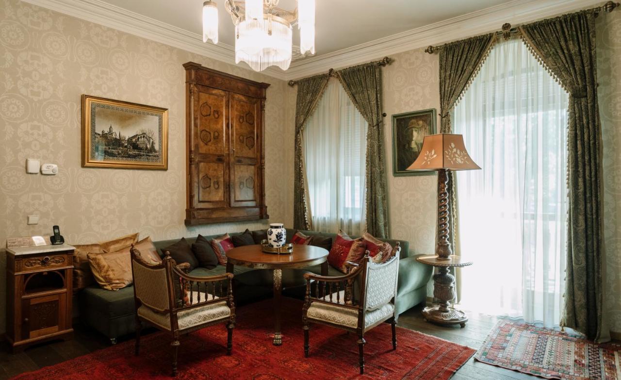 Vinotel Boutique Hotel Tbilisi Exteriör bild