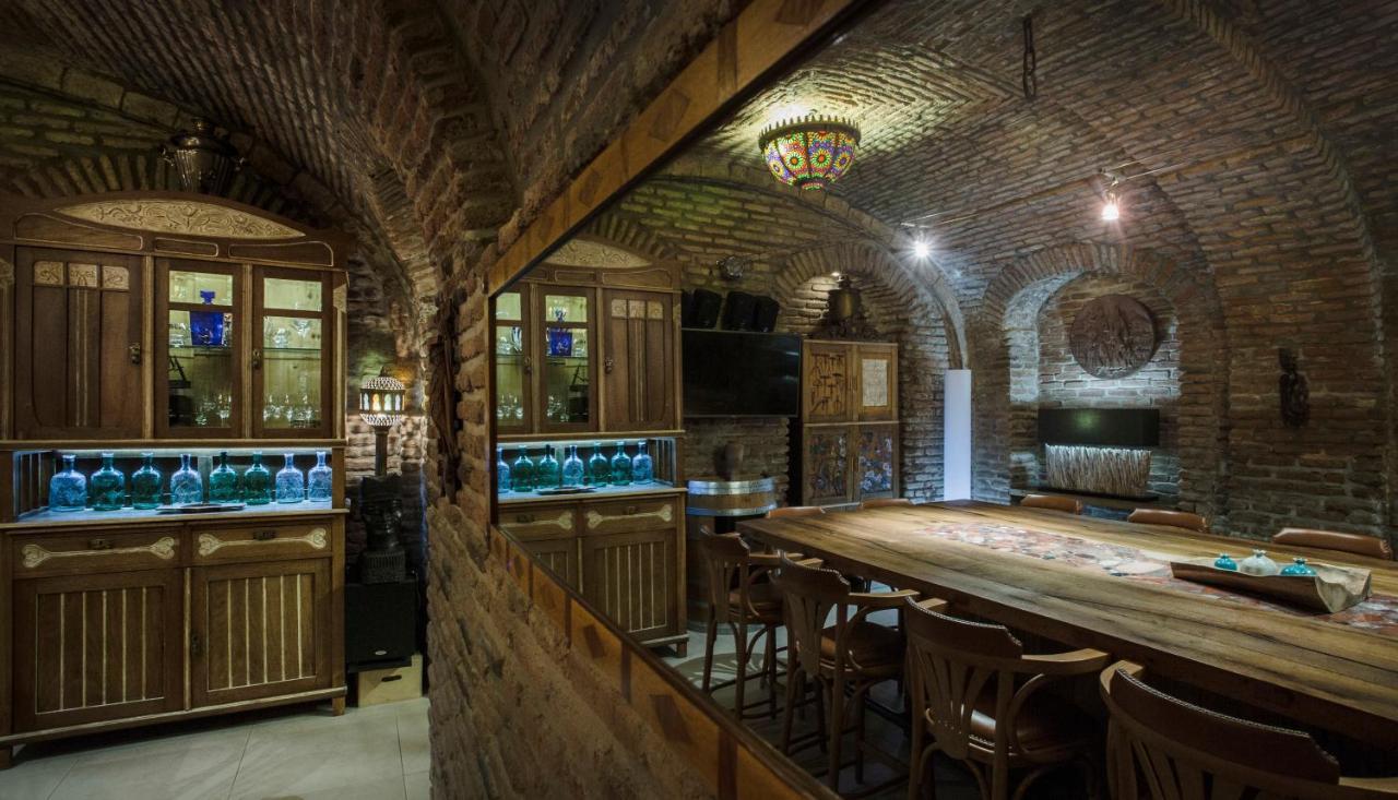 Vinotel Boutique Hotel Tbilisi Exteriör bild